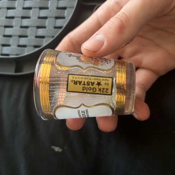 SPACE NEEDLE - SEATTLE, WASHINGTON - 22k Gold by Culver "Shot Glass" orig. - Picture 7 of 8